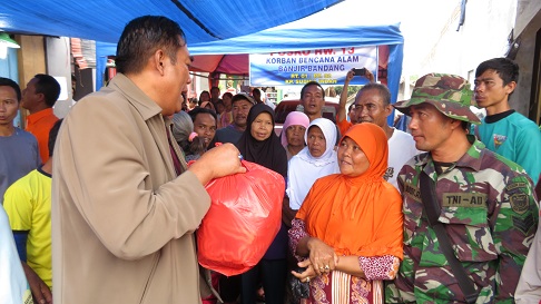 https://images-residence.summarecon.com/images/gallery/article/5753/Bantuan garut 4.jpg